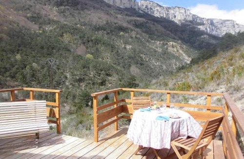 Treschenu-Creyers Apartment | Exceptional Stay at La Sauvanière - Guest Rated 9.8/10