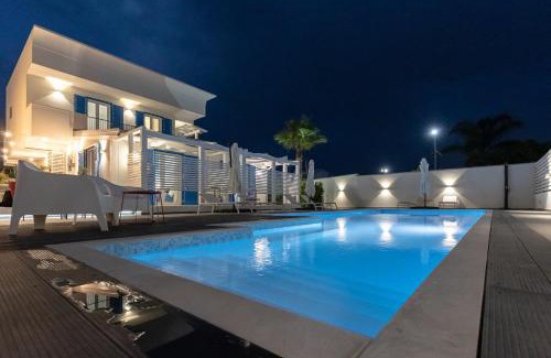 Realmonte Apartment | Pet-Friendly La Scala Suite with Ocean Views & Pool Access