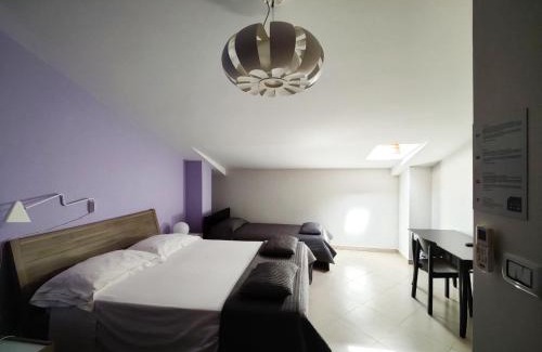 Aci Trezza Bed & Breakfast | Pet-Friendly Ocean View Rooms at La Scivola - Rated 10/10