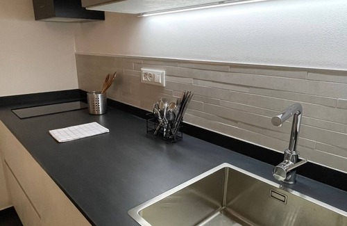 Riomaggiore Apartment | Comfortable Vrbo Property with Spa and Pet-Friendly Amenities