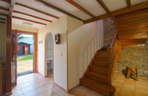 Torrelavega House | Discover La Senda Escogida: Oceanfront & Pet Friendly Stay