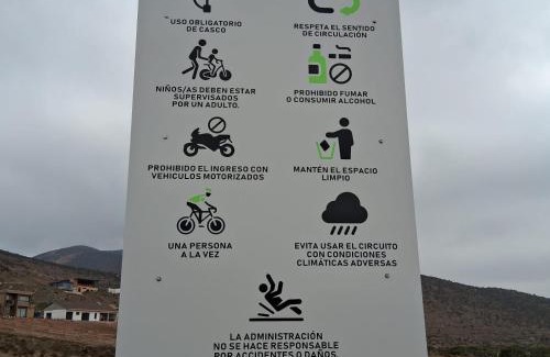 La Serena House | La Serena Casa Cabaña de campo entre cactus y colibríes