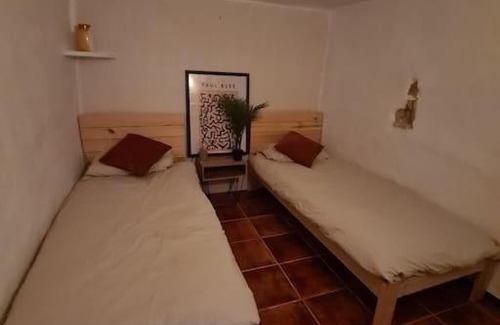 Chinorlet House | LA SIERRA CASA - Villa with Pool, Garden & Games Room