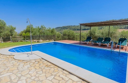 Posadas Villa | Discover La Sierrezuela Posadas: Pool, Spa & Family-Friendly