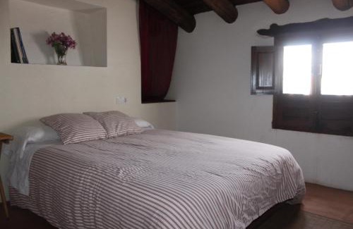 El Alcornocal House | Family-Friendly Stay at La Siesta VTAR for Pet Lovers