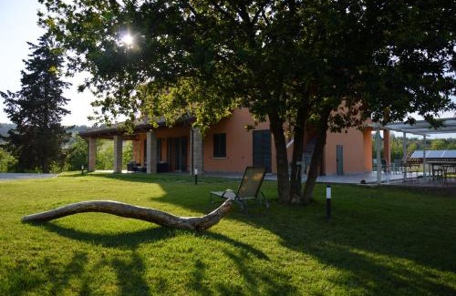 Falciano House | Pet-Friendly Stay at La Silvana B&B - Rated 10/10 by Guests