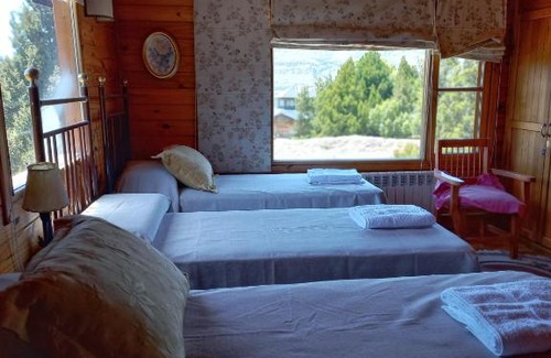 San Martin de los Andes Ski Chalet | Relax at La Soñada Casa de Montaña: 4-Star Retreat