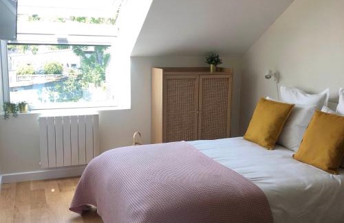 Boucardiere-Malleve House | Discover La Sodilie: Family-Friendly Retreat with Hot Tub