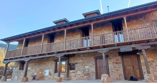Borrenes Hotel | Comfortable Stay at La Solana del Abuelo Andrés - 9.3/10