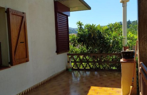 Vallgorguina House | Discover La Solana: Family-Friendly Stay with Pool Access