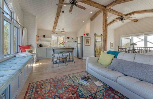 Harpers Ferry Other | Experience a Magical Stay at Lavender Farm Guesthouse
