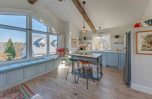 Harpers Ferry Other | Experience a Magical Stay at Lavender Farm Guesthouse