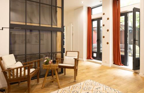 5th Arrondissement Apartment | Welcoming La Sorbonne Fleurie: Family-Friendly Retreat