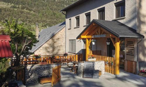 Saint-Etienne-en-Devoluy Hotel | Pet-Friendly Retreat at La Souloise with Top Reviews