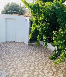 El Haouaria Villa | La Source Guesthouse