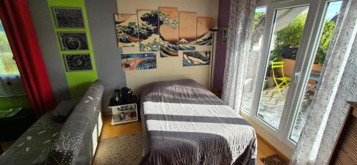 Eragny Bed & Breakfast | Explore Souris Verte: Your Budget-Friendly Escape