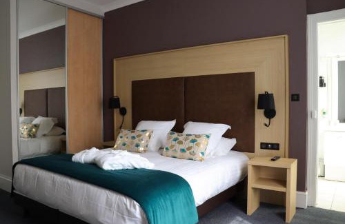 Contrexeville Hotel | Pet-Friendly Stay at La Souveraine with Family Amenities
