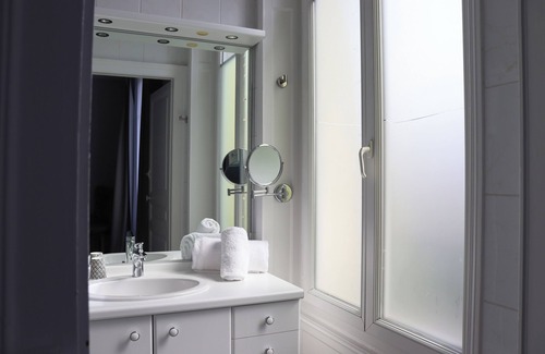 Contrexeville Hotel | Discover La Souveraine: Spa Retreat with Top-Rated Service
