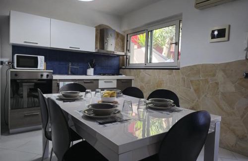 Santa Tecla Apartment | Oceanfront Retreat at La Spiaggetta, Santa Tecla