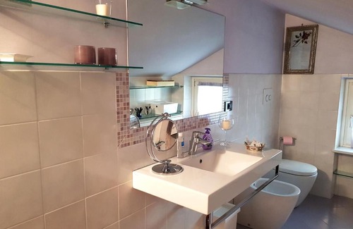 Saluzzo House | Dreamy Retreat at La Stanza dei Sogni - 8.8/10 Rating