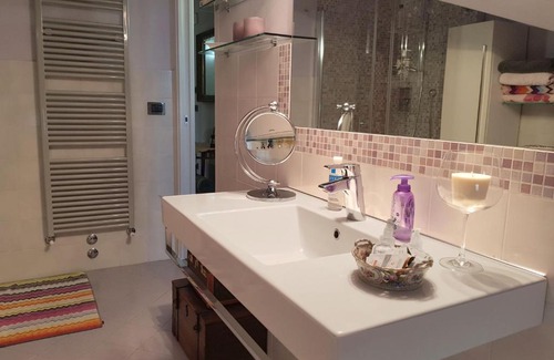 Saluzzo House | Dreamy Retreat at La Stanza dei Sogni - 8.8/10 Rating