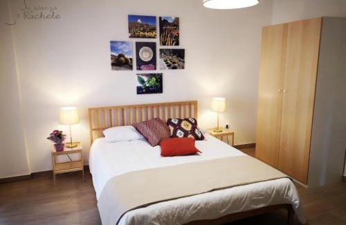 Fuorigrotta Bed & Breakfast | Guest Favorite: La Stanza di Rachele with Breakfast & Access