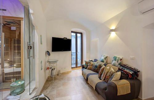 Dolceacqua Apartment | Discover La Stanza Segreta Platinum: Family & Pet Friendly