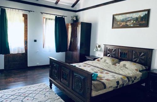 Eselnita House | LA STORIA by Camping Mala