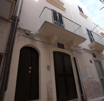 Mola di Bari Apartment | Child-Friendly Retreat at La Stradina – Guest Rated 10/10