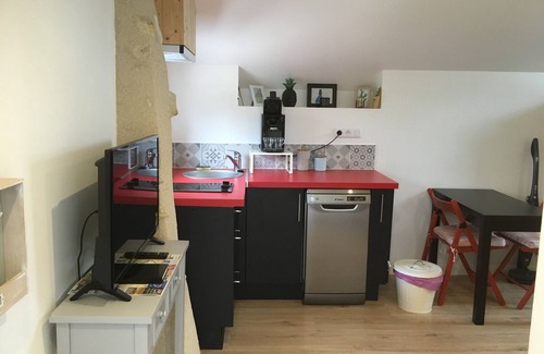 Amboise House | Relaxing Retreat at La Sucrette Petit Gîte with Pool & Spa