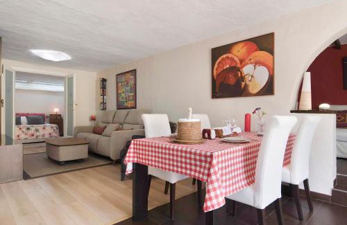 Agaete House | Experience La Suerte: Family-Friendly Retreat with Pool