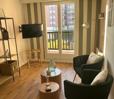 Cabourg Apartment | La Suite Émeraude - Cosy, chic et bord de mer