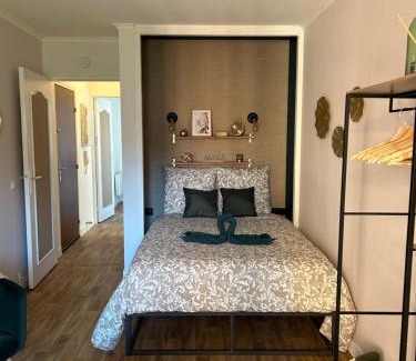 Cabourg Apartment | La Suite Émeraude - Cosy, chic et bord de mer
