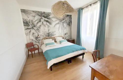 Faubourg Sud Apartment | Discover La Suite 21: Family-Friendly in the City Center