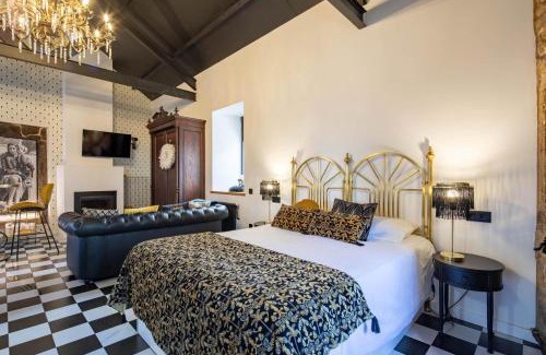 Corcubion Apartment | Elegant La Suite Años 20 with Ocean View and Terrace