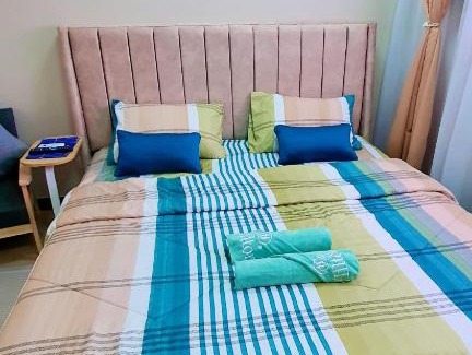 Kota Warisan House | Exceptional La Suite@Alanis Residence with Pool Access