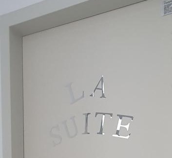 Kota Warisan House | Exceptional La Suite@Alanis Residence with Pool Access