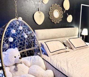 Vaulx En Velin Village Apartment | La suite bohème, 4 prs, avec terrasse