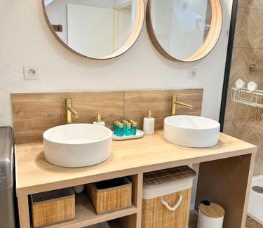 Vignec Apartment | Relax at La suite d'Aure with Pool and Family Amenities