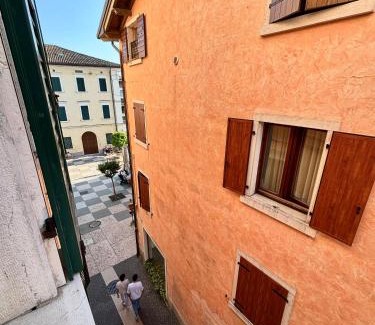 Lazise Old Town Apartment | Discover La Suite del Centro - A 4-Star Guest Favorite