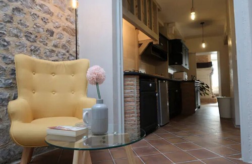 Saint-Valery-en-Caux Apartment | Unwind in La Suite with Jacuzzi and Spa Amenities