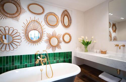 St.-Remy-de-Provence House | Oceanfront Relaxation at LA SUITE - Maison M Fabre