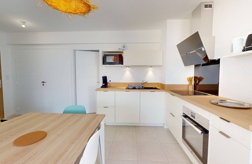 Givrand Apartment | Discover La Suite Océane: Pet-Friendly & Family-Oriented Stay