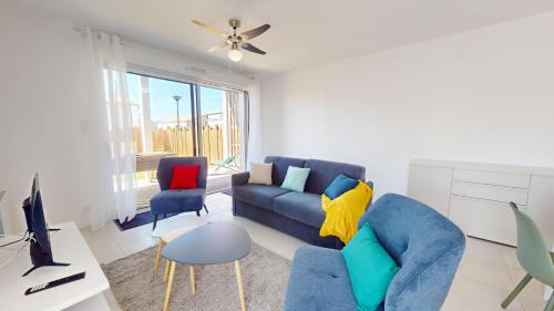 Givrand Apartment | Discover La Suite Oceane: Family & Pet-Friendly Retreat