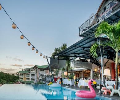 Trois-Ilets Hotel | Discover La Suite Villa: Oceanfront Spa Retreat & Pool