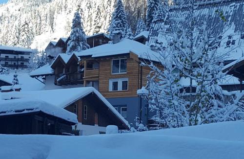 Campitello di Fassa Apartment | Pet-Friendly Retreat at La Tana dell'Orso – Rated 9.1/10
