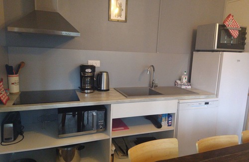 Bar-sur-Aube House | Experience Comfort at La Tanière: Pet-Friendly Retreat