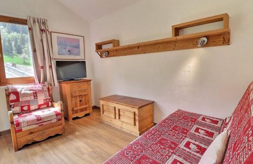 La Perriere Apartment | Family-Friendly Appartement La Tania for Memorable Stays
