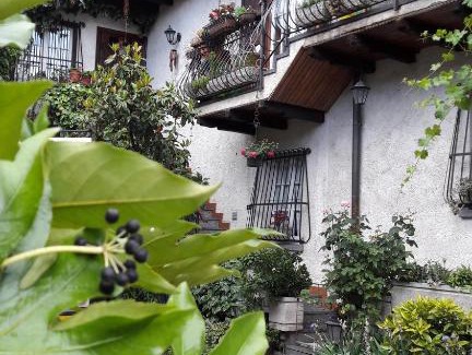 Airuno Apartment | Discover LA TAVERNA B&B: Family-Friendly Getaway