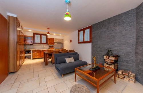 Comignago Apartment | La Taverna di Ninfa